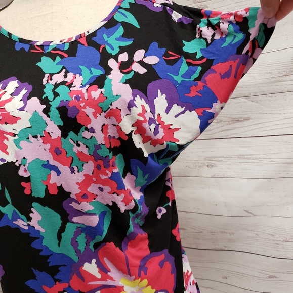 Beverly Drive Blouse A - Picture 3 of 4